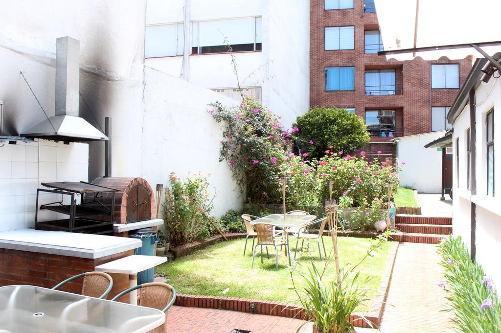 Hostal La Pinta Bogotá Exterior foto
